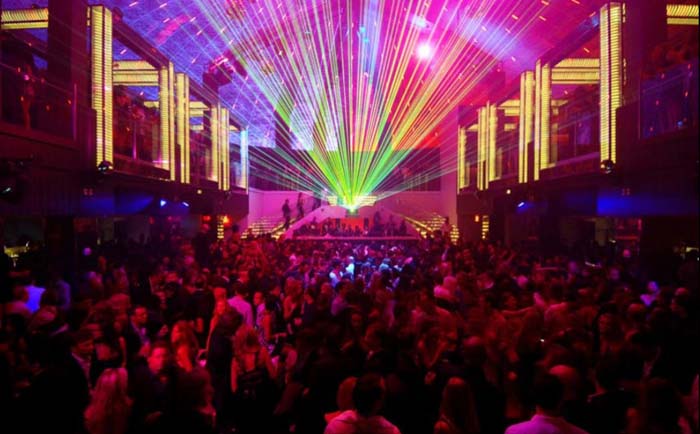 Massive party at LIV on Miami Beach. Photo by Kelly, flickr