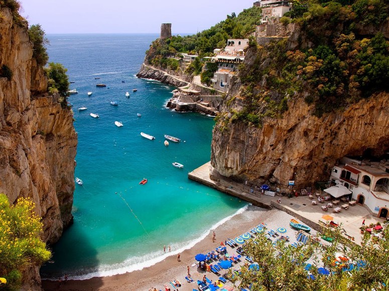 Best beach towns in Italy: 2 - Praiano. Photo by Brian Jannsen, flickr
