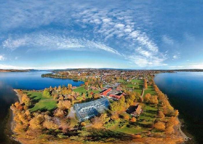 The city of Hamar located on the shore of Lake Mjosa. Photo via wikimedia